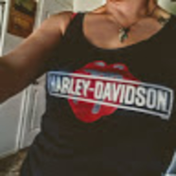 Meet your Posher, Denise - Picture 1 of 1